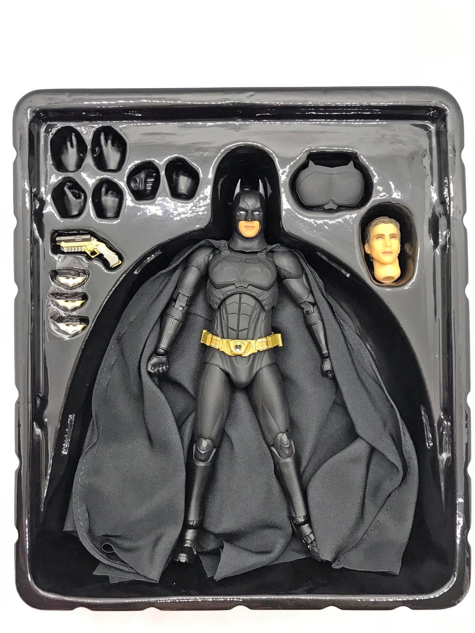 新品未開封｜マフェックス 49 BATMAN BEGINS SUIT｜バットマン - アメコミ